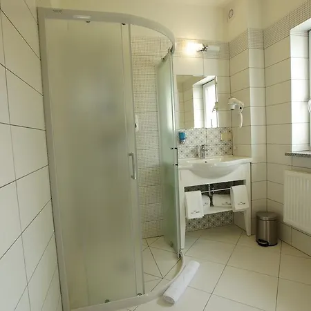 La Pierre 3* Strzegom