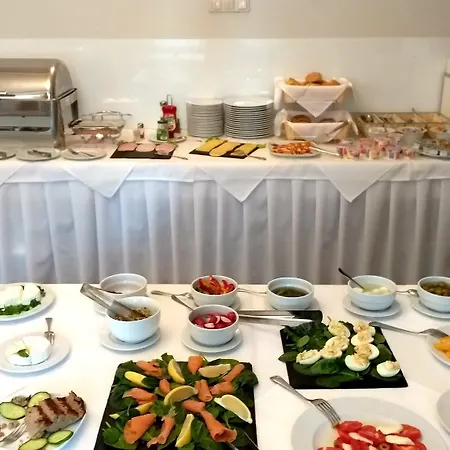 La Pierre Penzion Strzegom