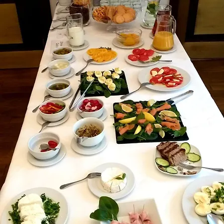 La Pierre 3* Strzegom