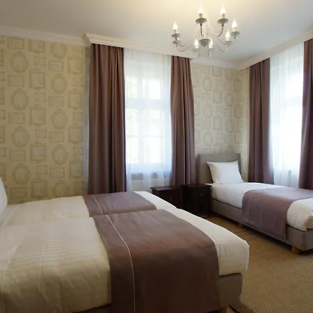 La Pierre 3* Strzegom