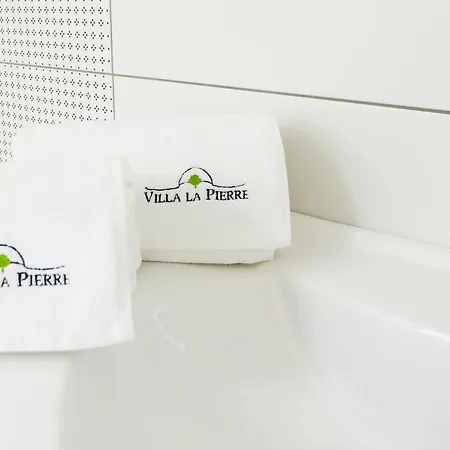 La Pierre Konukevi 3*