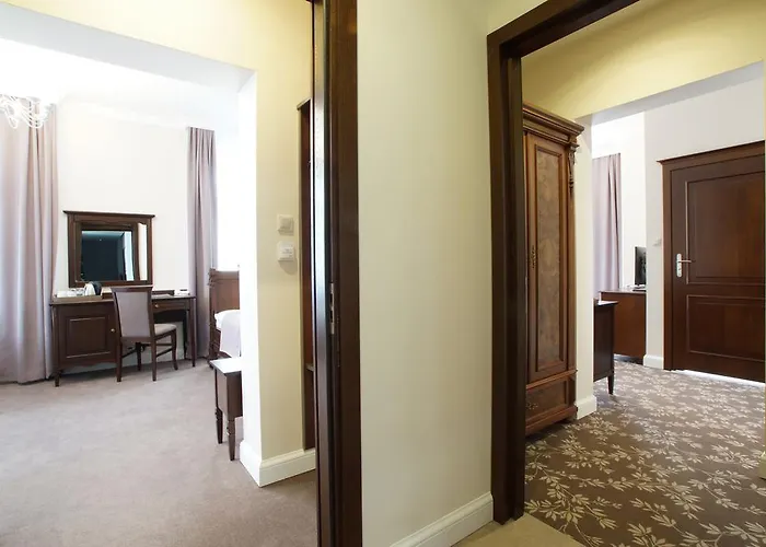 La Pierre 3* Strzegom